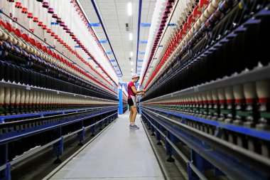 Tangshan City - 4 Ocak 2018: işçiler Tangshan City, Hebei, Chin 'de