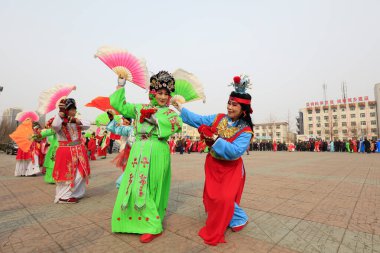 Luannan County - 27 Şubat 2018: Yangge Dans Performansı, Luannan County, Hebei Eyaleti, Çin