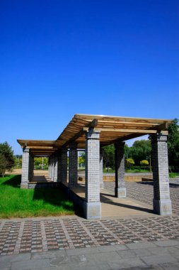 Parktaki koridor, fotoğrafa yakın çekim.