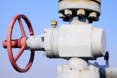 Petrol boru tesisatı bileşenleri, fotoğrafın kapatılması.