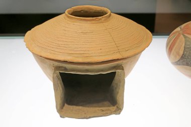 Çin Antik Seramik Malzemeleri