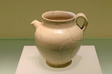 Çin Antik Seramik Malzemeleri