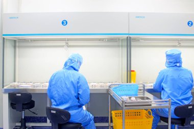 Eczane damar içi karışım dağıtım merkezi.