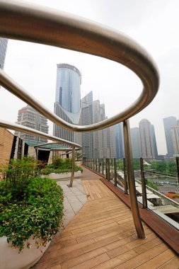 Şangay - 30 Mayıs 2018: Şangay Lujiazui CBD Sahne Cam Binası, Şangay, Chin