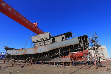 Luannan County - 17 Aralık 2018: İnşaat halindeki gemiler, Luannan County, Hebei Eyaleti, Çin