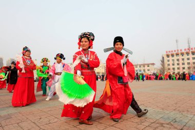 Luannan County - 27 Şubat 2018: Yangge Dans Performansı, Luannan County, Hebei Eyaleti, Çin