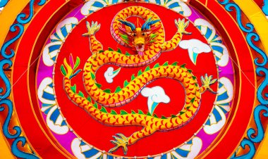 Parklarda geleneksel Çin fenerleri