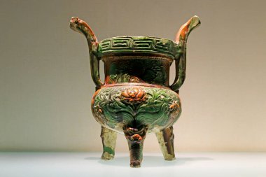 Çin Antik Seramik Malzemeleri