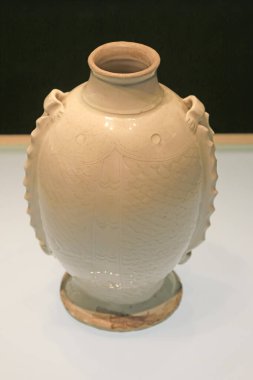 Çin Antik Seramik Malzemeleri