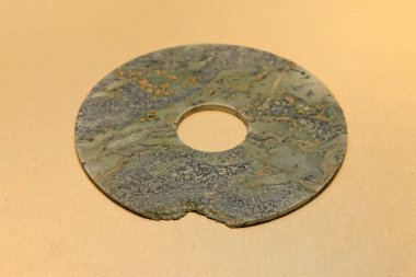 Çin antik yeşim taşı süslemesi