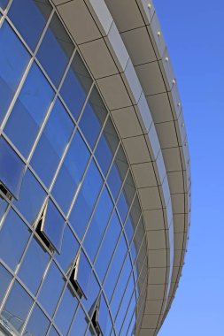 Binanın dışındaki pencere.