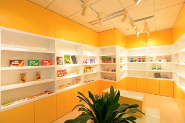 Pekin - 17 Mayıs - Bir ticaret şirketinde ithal mal sergi salonu, 17 Mayıs 2016, Pekin, Çin