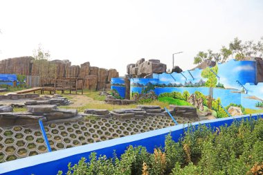 Hayvanat bahçesindeki Bear pavyonu tesisleri