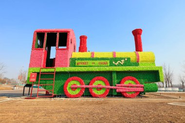 Tangshan City - 18 Şubat 2017: Yeşil Lokomotif Modelleri Park, Tangshan City, Hebei Eyaleti, Çin