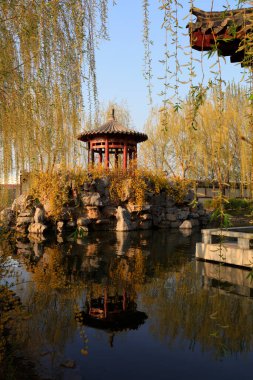 Geleneksel Çin mimarisinin manzarası