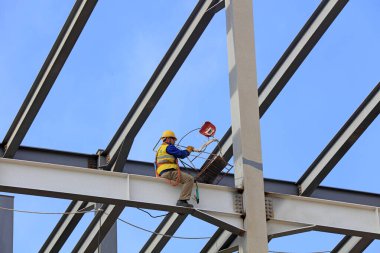 Luannan County - 2 Mayıs 2018: işçiler çelik yapılar kuruyor, Luannan County, Hebei Eyaleti, Çin