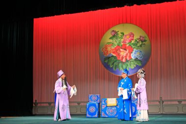 Luannan County - 15 Haziran 2015 'te Çin Pekin operası sahnesi, Luannan County, Hebei Eyaleti, Çin