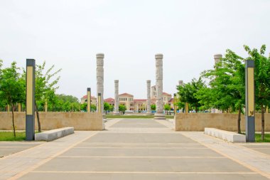 Meydanda totem direği, fotoğrafa yakın çekim