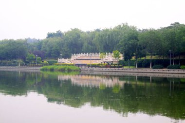 Park Binası Manzarası, Çin