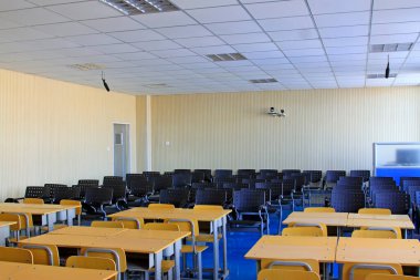 Sınıfta sıralar ve sandalyeler, Çin