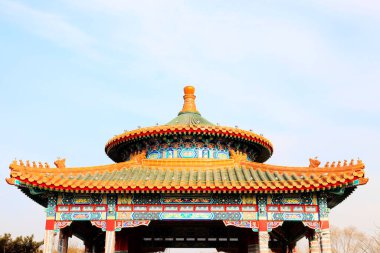 Çin tarzı pavyon çatısı