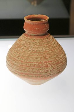 Çin Antik Seramik Malzemeleri