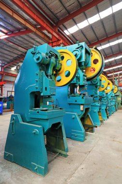 Fabrika makineleri ve ekipman gecikmesi