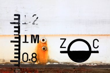 Geminin su hattı, yakın çekim fotoğrafı.