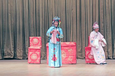 LUANNAN COUNTY - 22 Eylül: Çin klasik PingJu stilleri, 22 Eylül 2014, Luannan County, Hebei Eyaleti, Çin