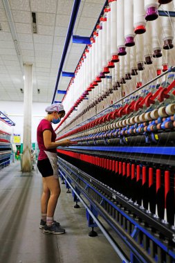 Tangshan City - 4 Ocak 2018: işçiler Tangshan City, Hebei, Chin 'de