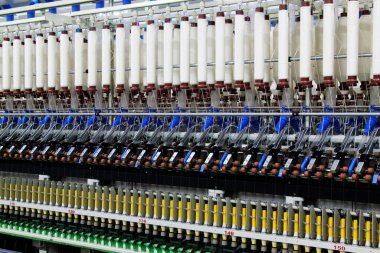 Tekstil ürünleri üretim hattında, fotoğraflara yakın çekim