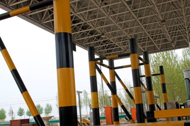 Otoyol gişesinde sütun, fotoğrafa yakın çekim.