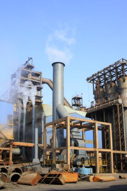 Çelik fabrikalarında fırın patlaması, fotoğrafın yakın çekimi.