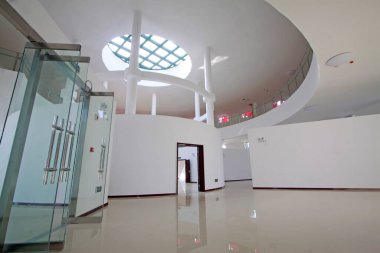 LUANNAN COUNTY - 18 Eylül 2014: Sanat galerisinin iç yapısı, Luannan County, Hebei Eyaleti, Çin