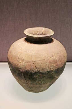 Çin Antik Seramik Malzemeleri