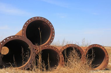 Dredging steel pipe piles in the open air 