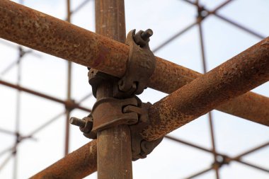 Oksitlenme paslı iskele, yakın plan fotoğraf.