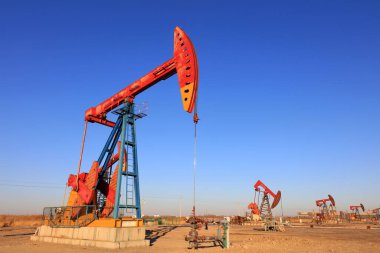 Oilfield 'da ışın dengeli pompalama ünitesi