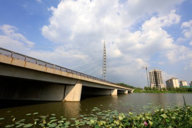 Beton Dökme Köprüsü, fotoğrafa yakın çekim