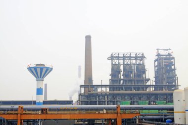 TANGSHAN - 18 Haziran 2014 'te demir ve çelik işletmelerinde, Tangshan şehri, Hebei Eyaleti, Chin