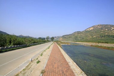 Büyük Duvar manzaralı alan rezervuarı