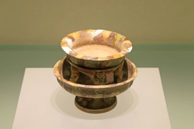 Çin Antik Seramik Malzemeleri