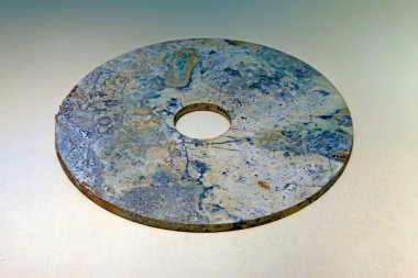 Çin antik yeşim taşı süslemesi