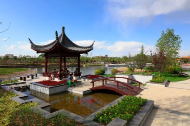 Tangshan City - 15 Mayıs 2016: Çin geleneksel mimari peyzajı Tangshan City, Hebei, Chin