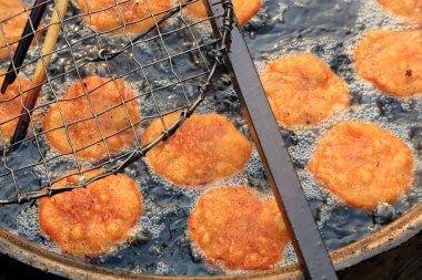 Çin geleneksel atıştırmalıkları kızarmış kek.