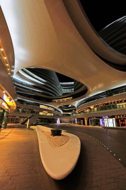 Pekin - 1 Şubat 2017 Galaksi SOHO gece sahnesi, Pekin, Chin