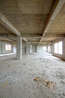 Bitmemiş beton döküm salonu, fotoğrafın yakın çekimi