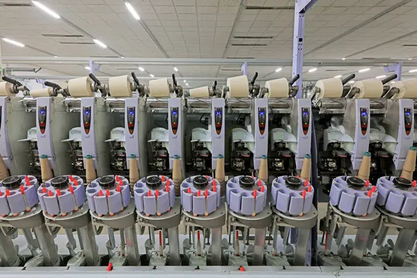 Dönen işyerindeki mekanik ekipmanlar