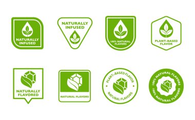 Doğal Lezzetler. Gıda ve İçecek Paketi İçin Yeşil Vektör Etiketleri ve Çevre Rozetleri