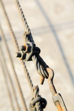 Çelik Halatlı yağlı kir ve bağlantı bağlama ürünler tam